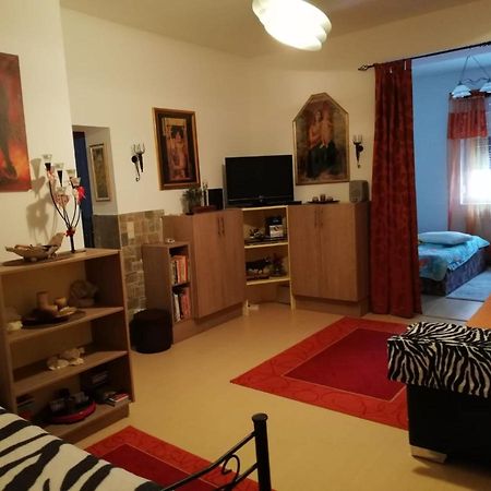 Charly'S Home Villach Buitenkant foto